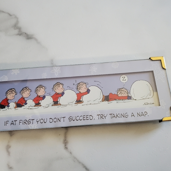 Hallmark Peanuts Gallery “Don’t Give Up!" Comic Strip Sign LINUS - Picture 7 of 9